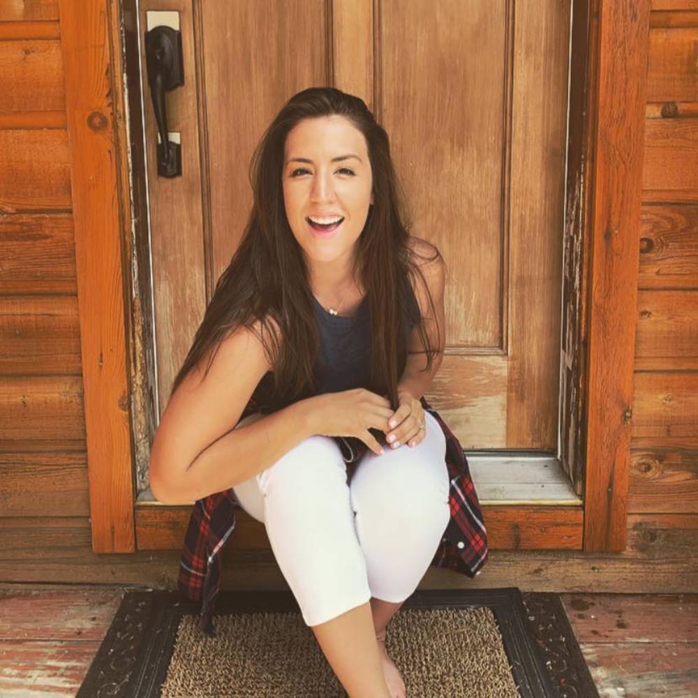 Meet your Posher, Alexis